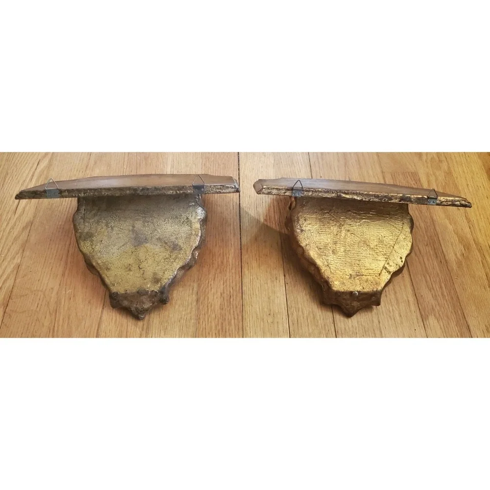 Vtg Pair Gilt Carved Wood Scallop Shell Wall Shelves Corbels Hollywood Regency
